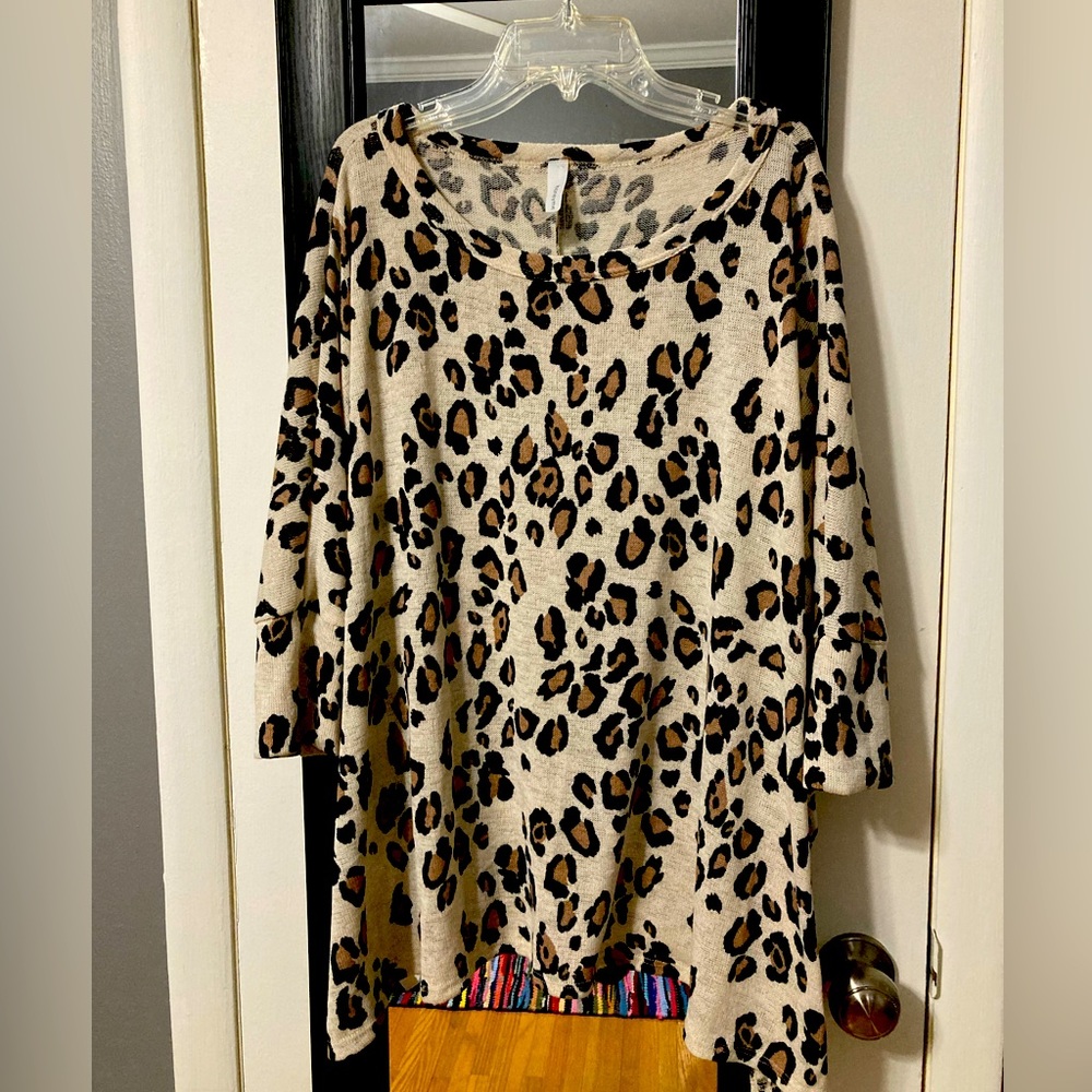 Honeyme thin 3/4 sleeve oversize pancho sweater size small